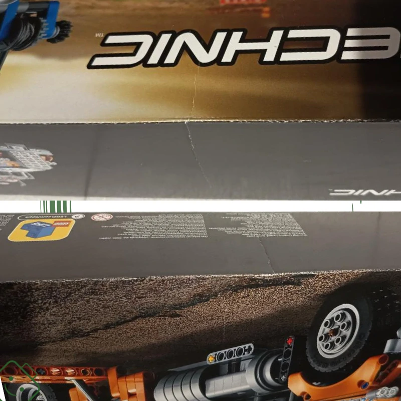 LEGO® Technic Výkonný odtahový vůz - obal 2. jakosti / 42128-1