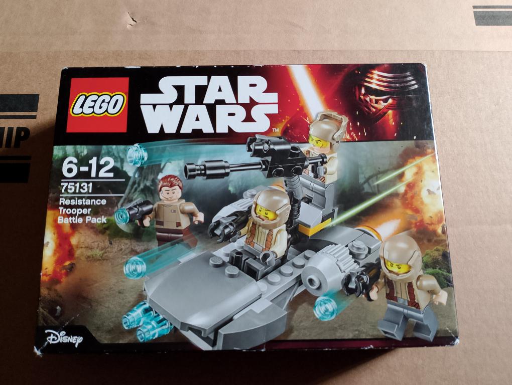 LEGO® Star Wars™ Bitevní balíček Odporu - obal 2. jakosti / 75131-1