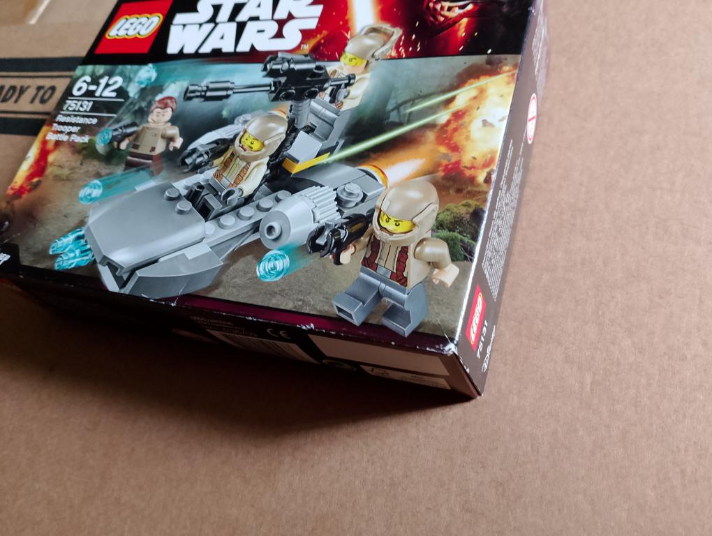 LEGO® Star Wars™ Bitevní balíček Odporu - obal 2. jakosti / 75131-1